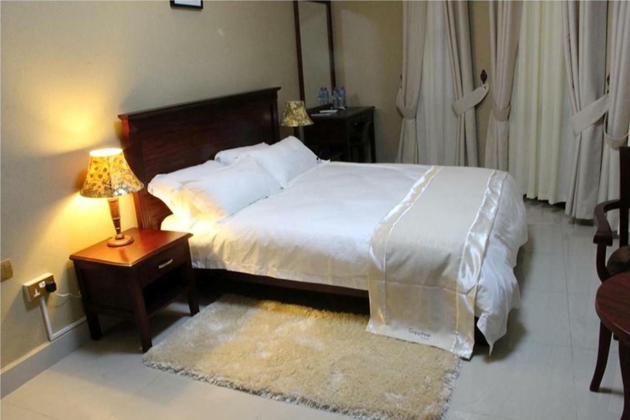 Sapphire Hotel Entebbe Kigo Kajansi Ngoại thất bức ảnh